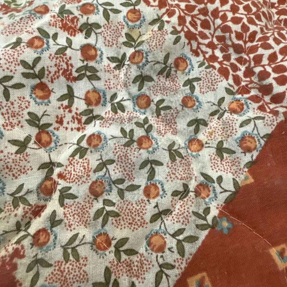Handmade Vintage Quilted Placemats Set of 4 Patchwork Fall Colors Oval Trim